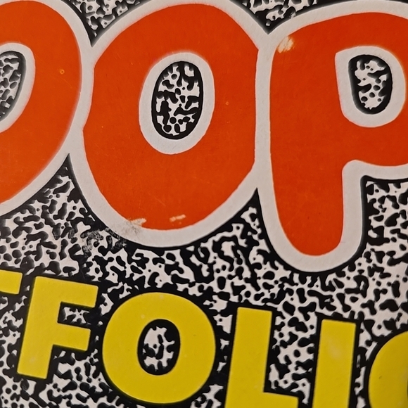 Peanuts Snoopy Portfolio Vtg 1960’s-70’s and Valentines St Patrick's Cutouts New - Picture 8 of 16